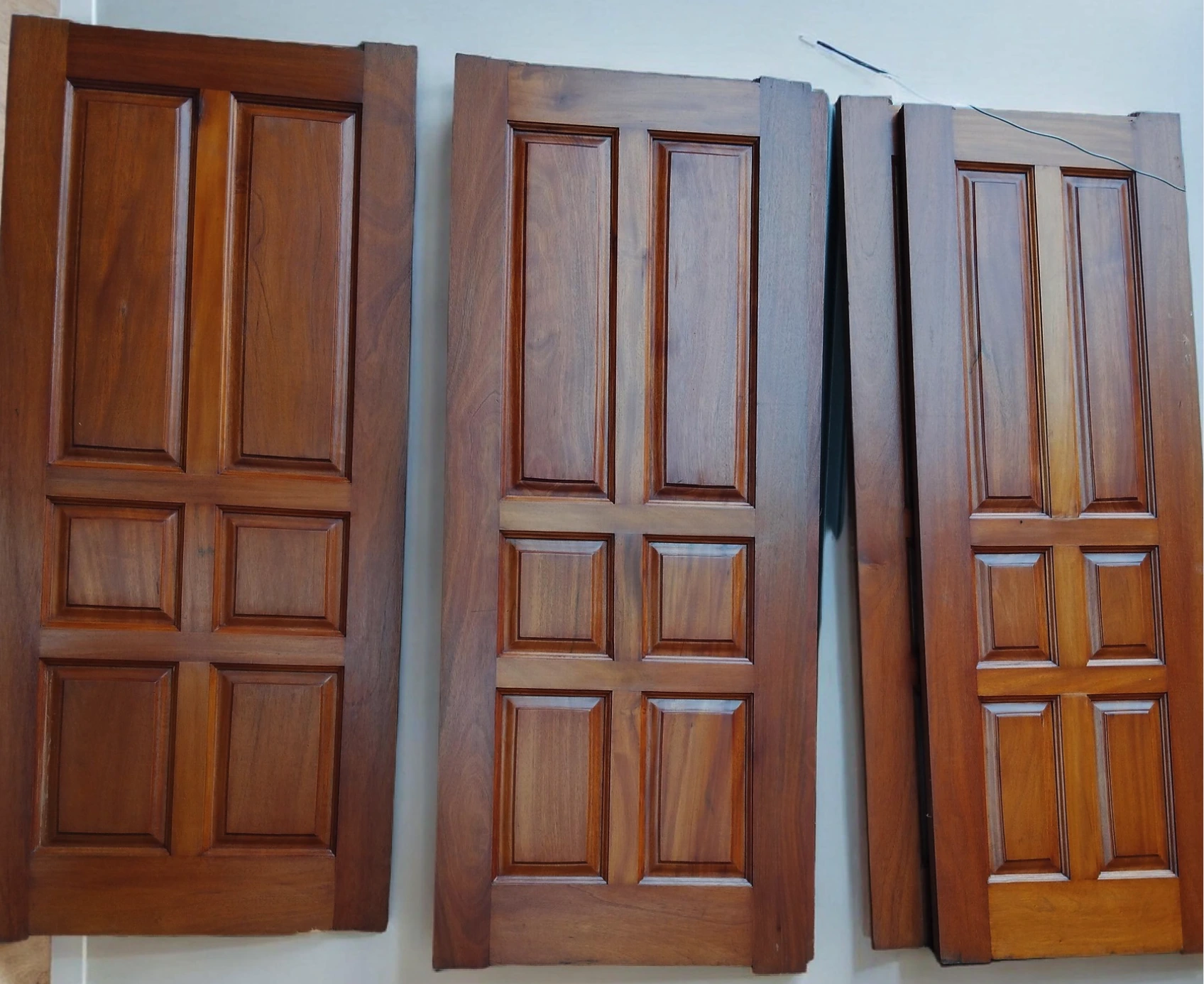 Tlasam Uganda doors